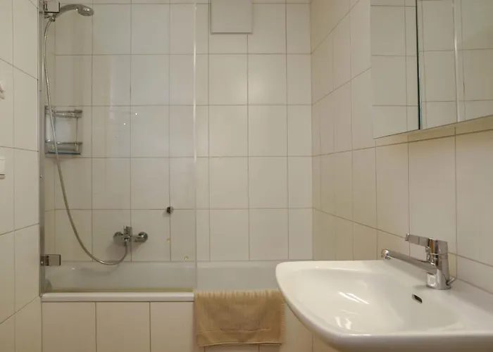 Domaine Des Reines D3 By Interhome Daire